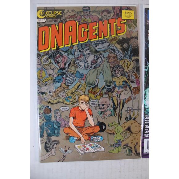 3 Comics: The Hulk #1, The New 52 Futures End, DNAgends - in plastic/cardboard - Picture 2 of 5